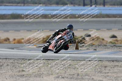 media/Nov-16-2025-Race Pace (Sun) [[8c5fa54630]]/Verified Riders/3-Turn 14 (1045am)/